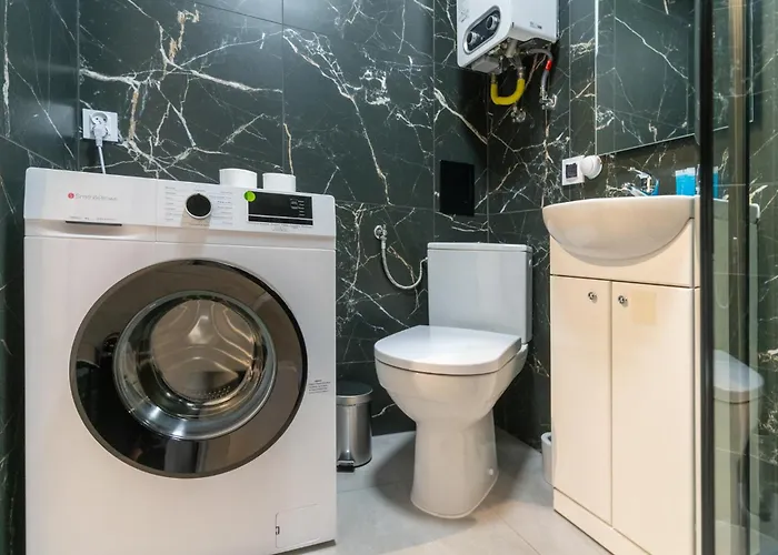 Lisieckiego Urban By Bookinghost