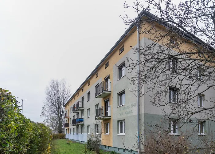 Lisieckiego Urban By Bookinghost *